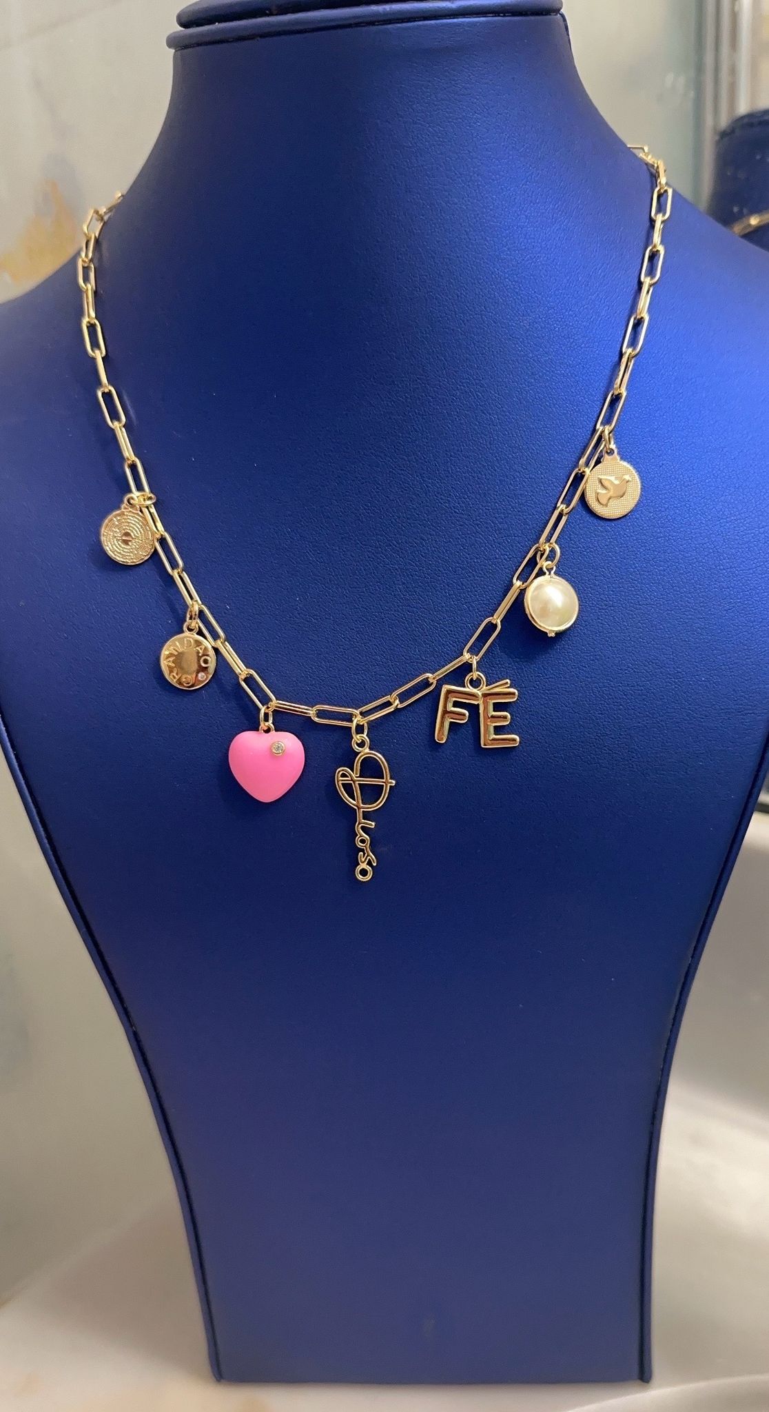 Fe paperclip necklace