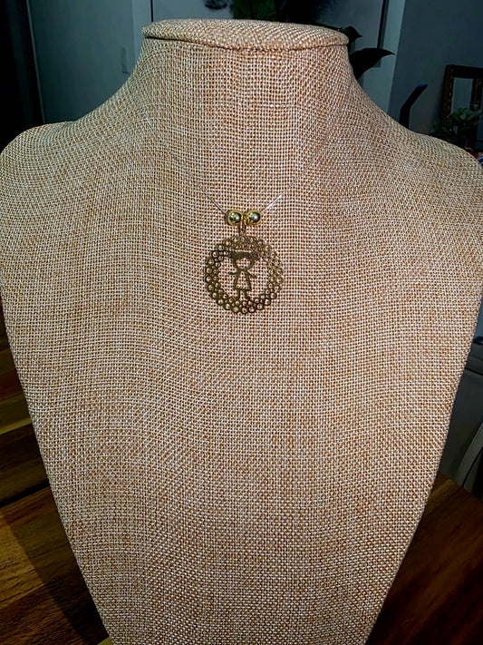 Invisible necklace (girl)