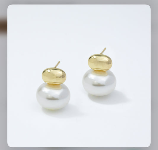 Pearl earrings