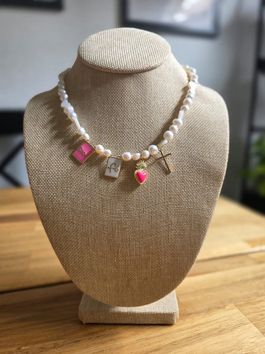 Dios Necklace